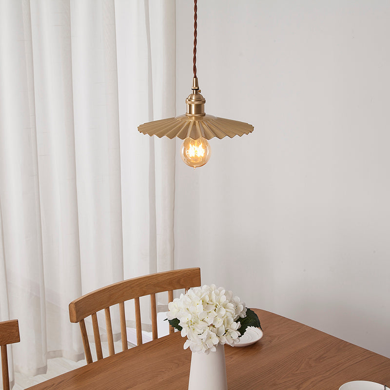 Vintage Industrial Scalloped Brass Pendant Light For Dining Table - 1-Head Metallic Hanging Lamp