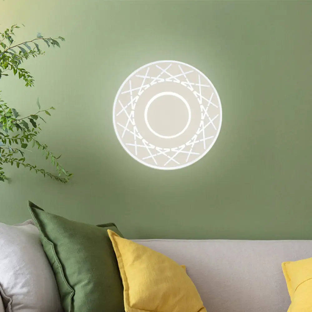 Contemporary Acrylic Disk Wall Light: Black/White Led Sconce Fixture For Living Room - Warm/White