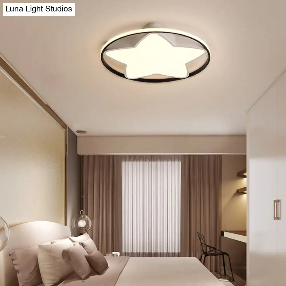 Contemporary Metal Five - Pointed Star Ceiling Light In Black & White - 19.5’/23.5’ Wide Led