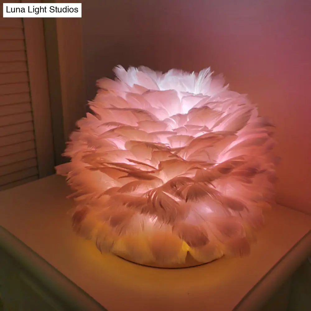 Feathered Flower Blossom Bedside Lamp - Modern Stylish Night Light (Pink/Apricot/White)