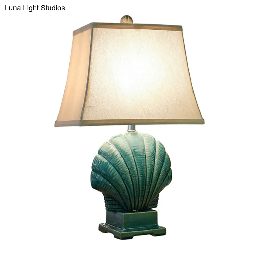 Green/White Ceramic Shell Night Light Table Lamp With Pagoda Shade - Handmade Country Style 1 Bulb