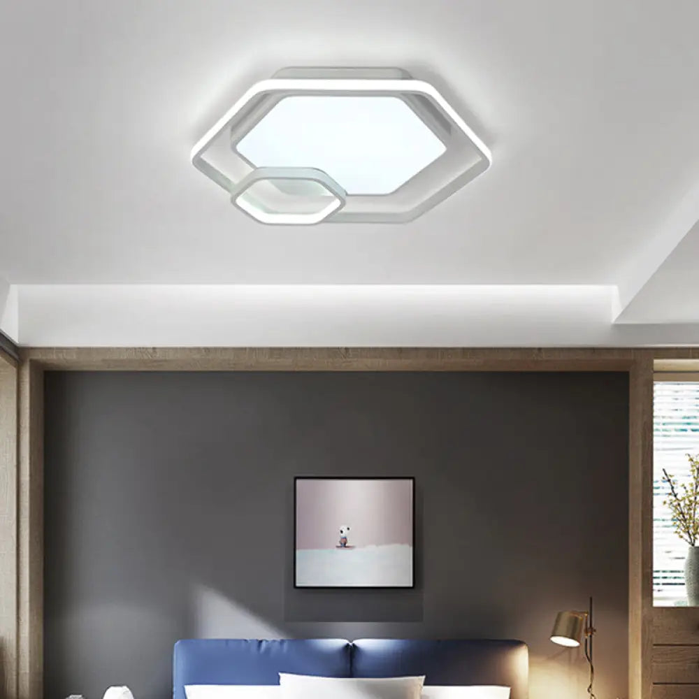 Hexagonal Ceiling Lamp - Modern Style Metallic Led 21’/27’ W Black And White/White Flush Light