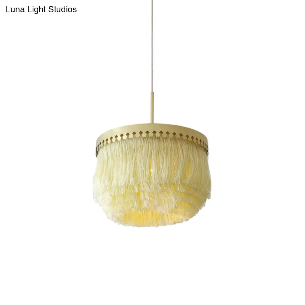 Minimalistic Round Fringe Pendant Light Fixture In Gold
Or
Gold Suspension - Simple & Elegant