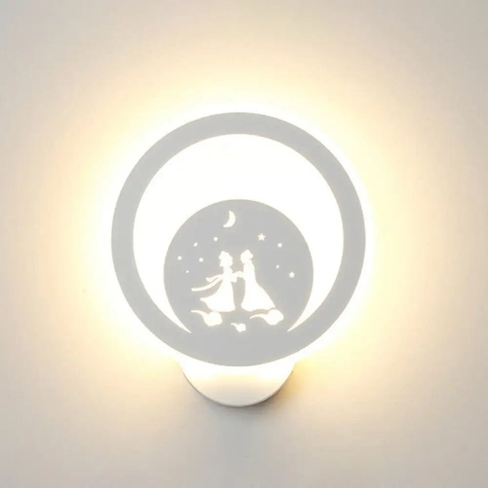 Modern Circular Sconce Lighting: Acrylic Led Wall Light Fixture In White For Living Room / C