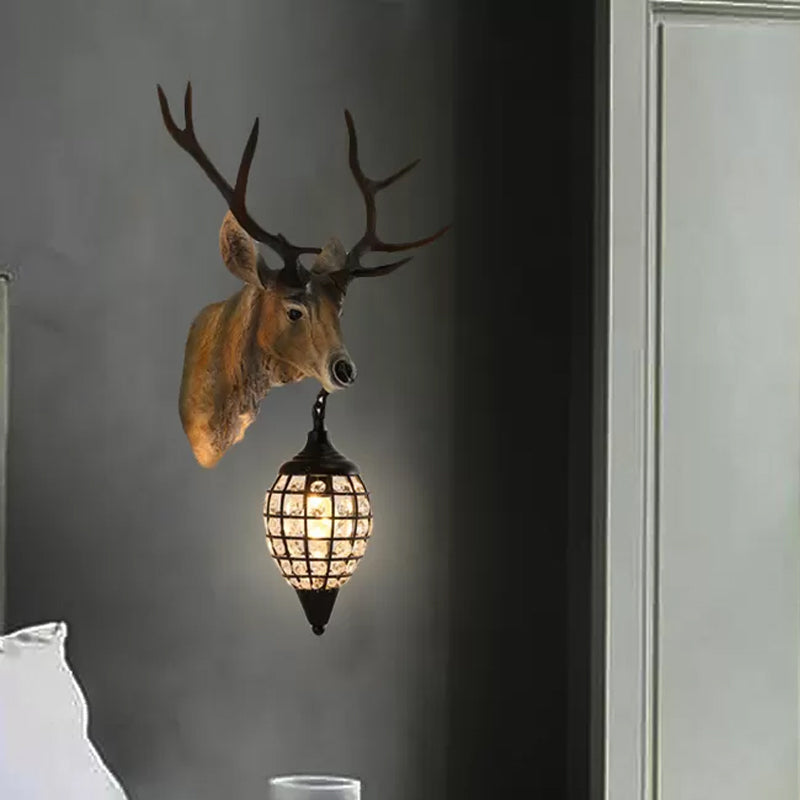 Farmhouse Single-Bulb Deer Head Wall Lamp With Crystal Shade In Brown/Gold Resin Sconce Lighting