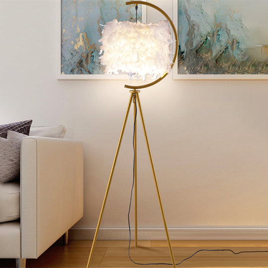 Feather Deco Drum Floor Lamp - Contemporary Tri-Leg Design Black/Gold Perfect For Single Bedrooms