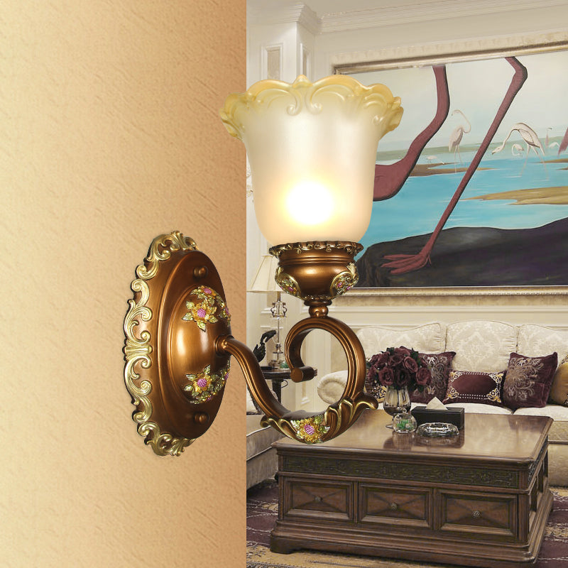 Blossom Shaped Retro-Style Crystal Sconce Wall Light In Brown 1 /