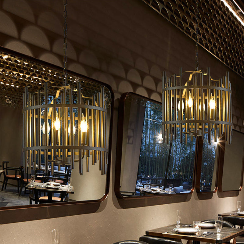 Vintage Industrial Black Metal Chandelier Pendant Light - 4 Heads For Restaurants