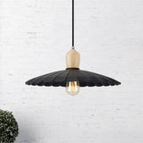 Stylish Vintage Hanging Lamp With Scalloped Edge Black/White Outer And White Inner Metal Pendant
