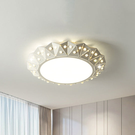 Modern Faceted Round Flushmount Light With Warm/White Led Lighting And Iron Shade 16.5/22.5 Wide