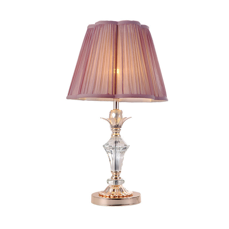 Benetnasch - 1-Head Pink Crystal Bedroom Desk Lamp With Scalloped Shade
