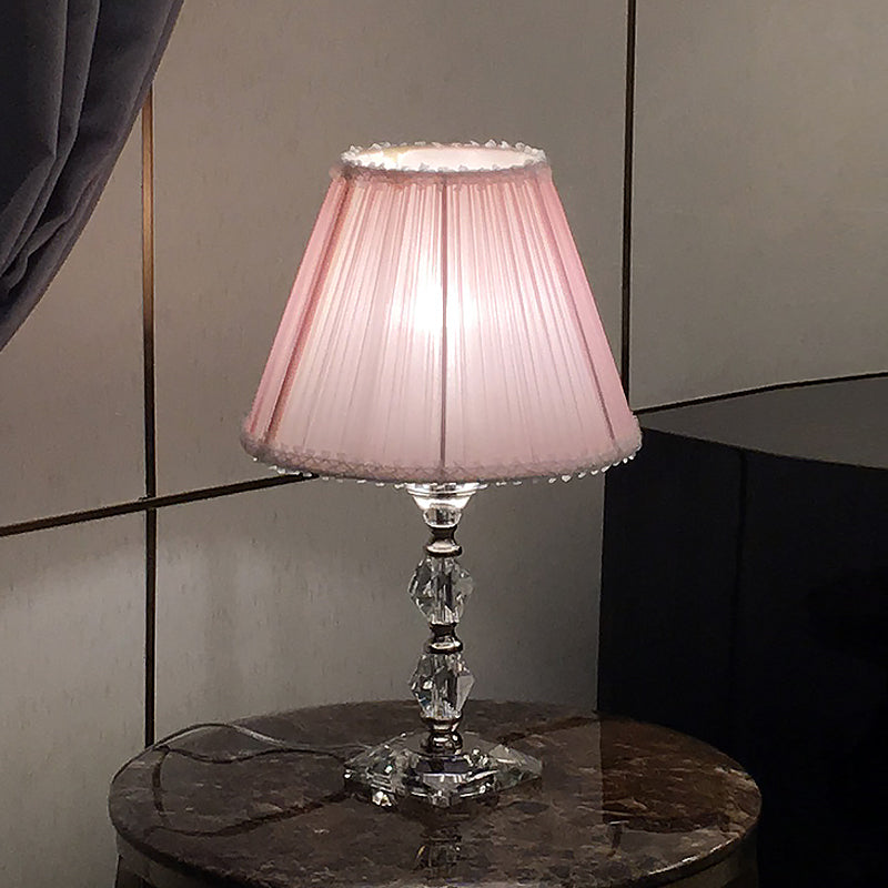 Benetnasch - 1-Head Pink Crystal Bedroom Desk Lamp With Scalloped Shade