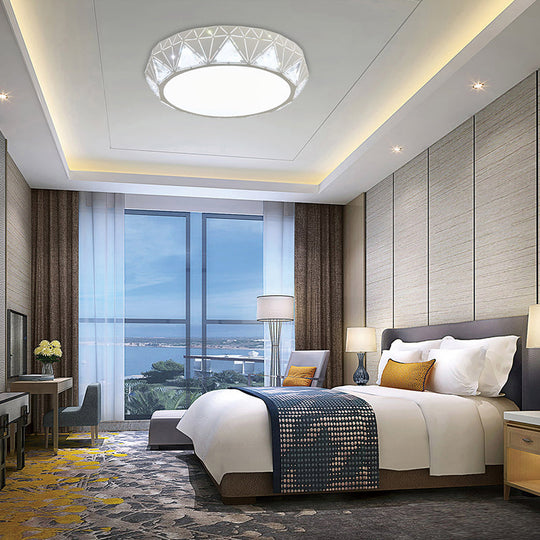 Modern Geometric Led Ceiling Lamp With Crystal Accent In White/Gold 12’/18’ W