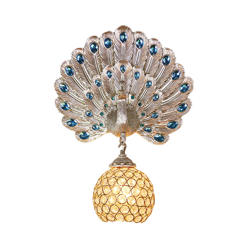 Retro Stylish Wall Sconce With Clear Crystal And Peacock Backplate In Silver/White
