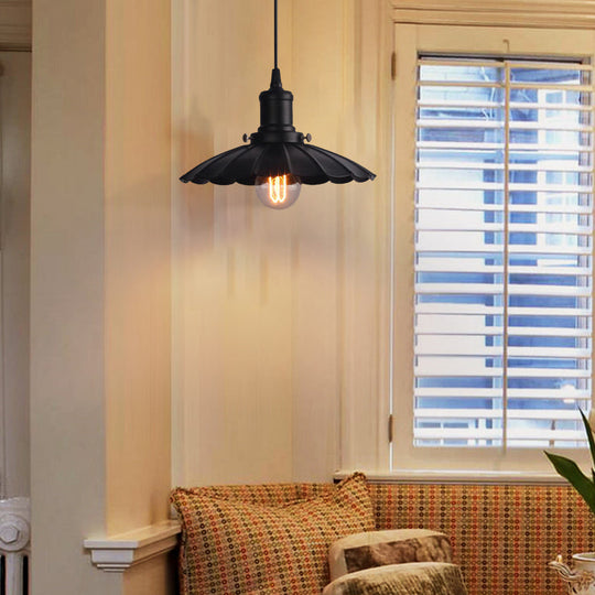 Vintage Industrial Hanging Lamp Black Scalloped Metal Indoor Ceiling Light Fixture 1-Bulb