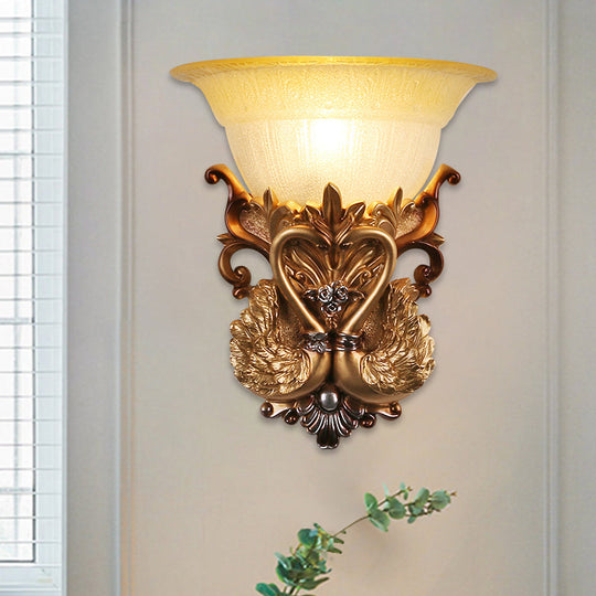 Retro Style Wall Mounted Lamp - Swans Design With Ribbed Glass Shade In Gold