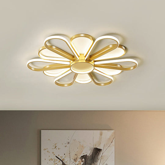 Contemporary Black/Gold Led Ceiling Mounted Iron Floral Flush Mount Light For Living Room Gold