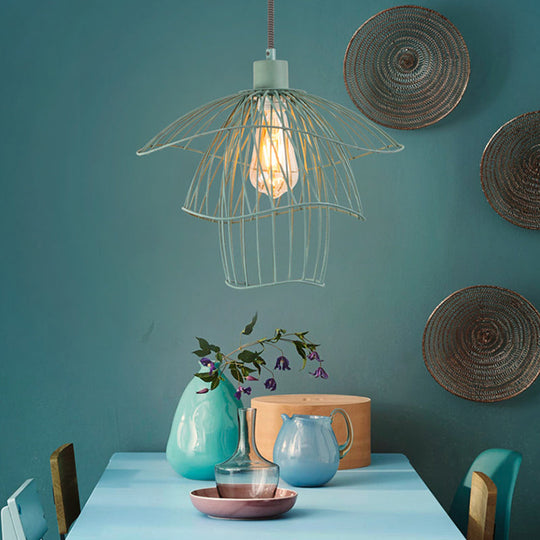 Modern 3-Tier Steel Cage Ceiling Pendant Light In Black/White/Green