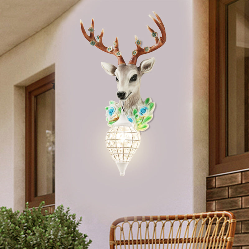 Elk Head Farmhouse Sconce: 1-Light Black & White Resin Wall Lamp With Flower Detail And Raindrop