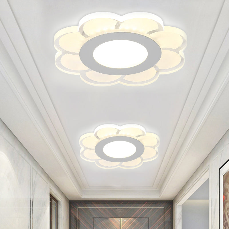 Sleek Led Ceiling Light With Acrylic Shade For Narrow Spaces