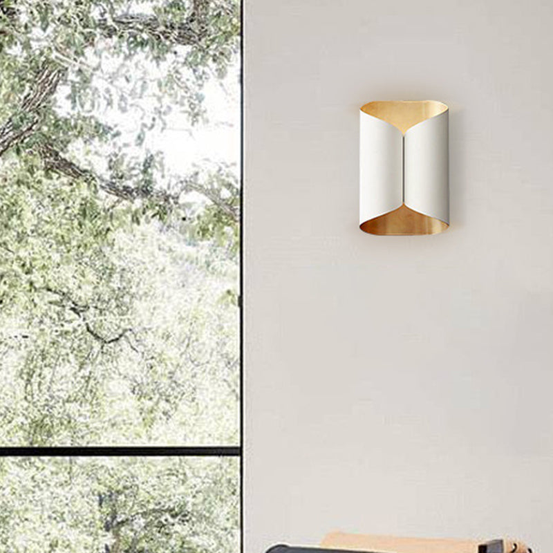 Minimalist Twist Wall Sconce With Metallic 2-Bulb Light Fixture For Porch