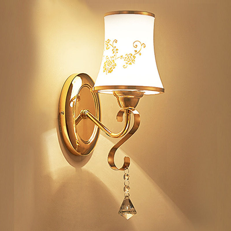 Contemporary Wall Mounted Lamp With Metallic Gold Finish And Geometrical Glass Shade 1 / B