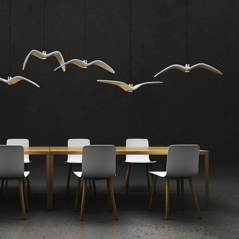 Seagull Resin Suspension Pendant Ceiling Light: Artistic Single-Bulb Fixture For Restaurants