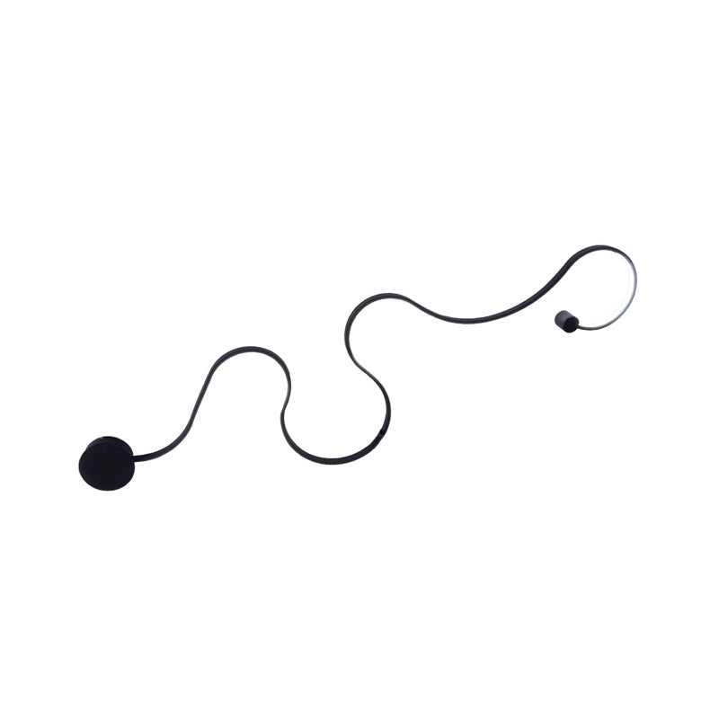 Minimalist Black Led Wall Sconce Light For Hallways - Curved Design Metal Construction