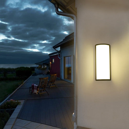 Modern Black Metal Led Outdoor Wall Sconce Lamp: Minimalistic Half Cylinder Design