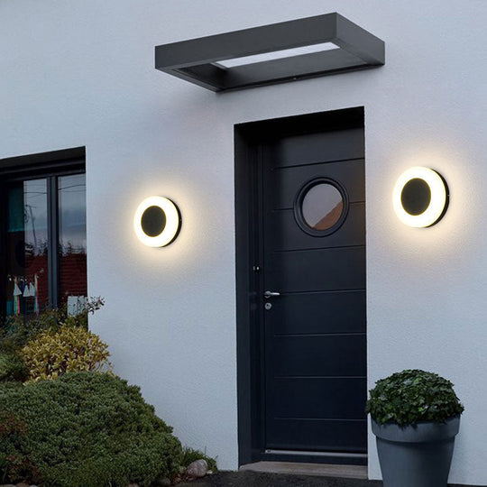 Minimalist Textured Black Led Wall Sconce - Geometric Courtyard Lighting / 6 Round