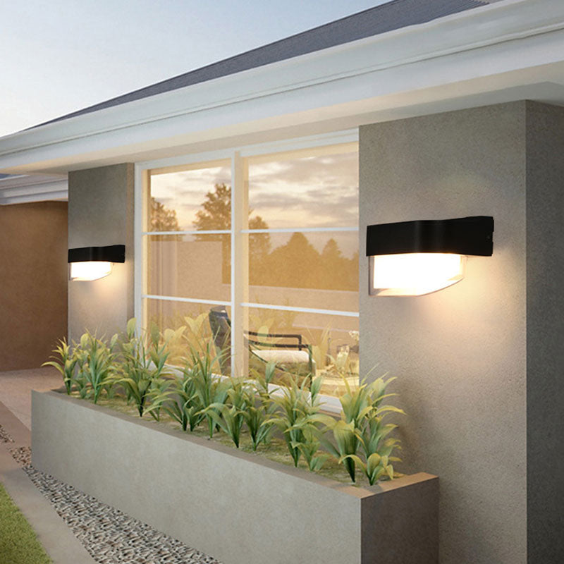 Modern Geometric Acrylic Balcony Wall Light Fixture In Textured Black - Led Sconce Lighting / G