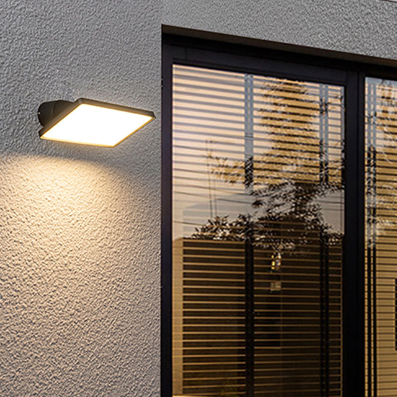 Modern Led Courtyard Wall Sconce In Black Metal With Quadrilateral Design