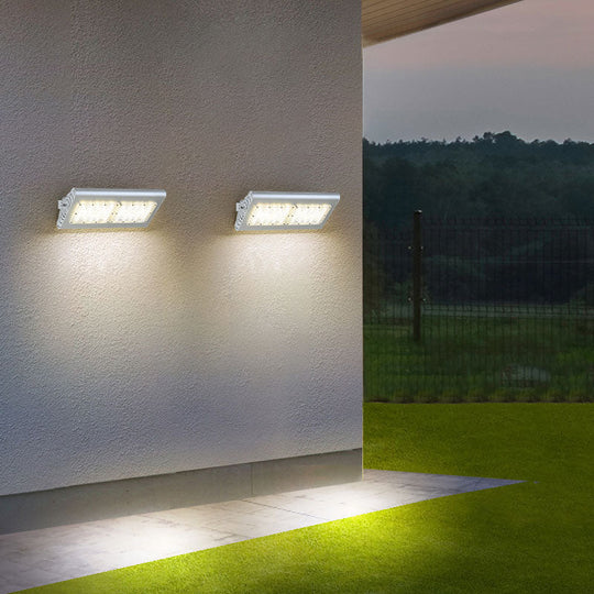 Simplicity Aluminum Led Spotlight Wall Sconce In Silver For Courtyard Lighting