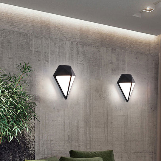 Black Aluminum Diamond Wall Sconce - Minimalist Led Outdoor Lighting