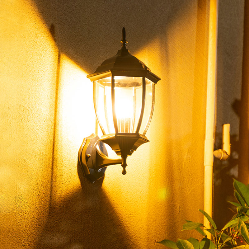 Minimalist Clear Glass Wall Sconce Lamp With Bell Shade - Ideal For Courtyard Lighting