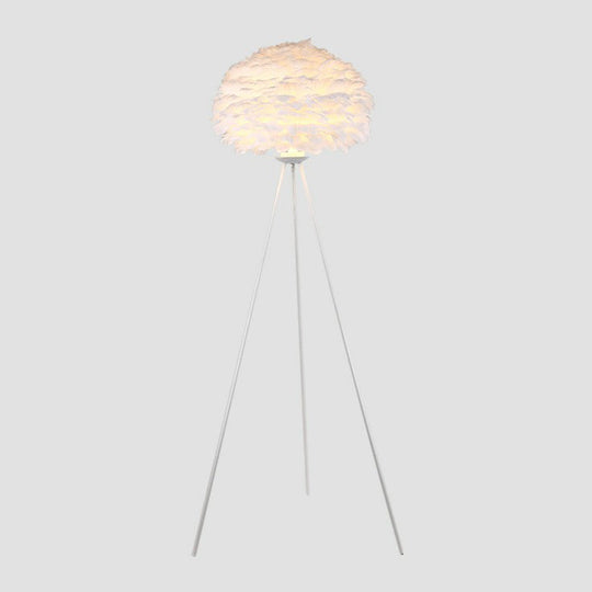 Nordic Style Tripod Floor Lamp With Feather Shade Metal Stand White / A