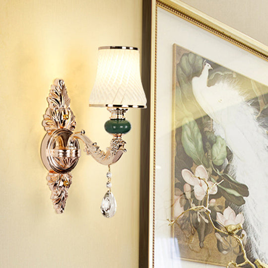 Classic Wall Mount Light With Textured Glass And Hanging Crystal In Gold 1 / B