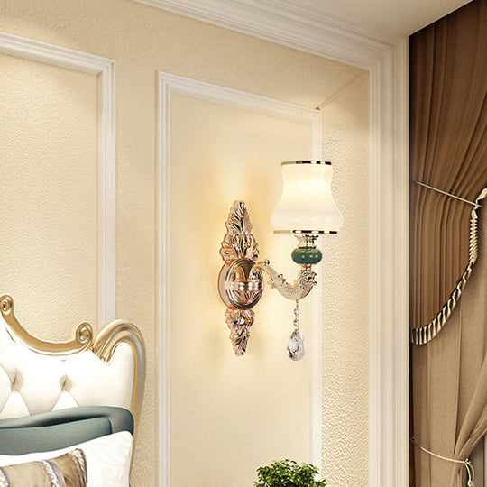 Classic Wall Mount Light With Textured Glass And Hanging Crystal In Gold 1 / C