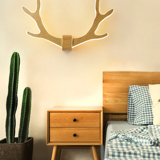 Nordic Style Wooden Antler Wall Sconce Lamp With Led Lighting - Ideal For Corridor Wood