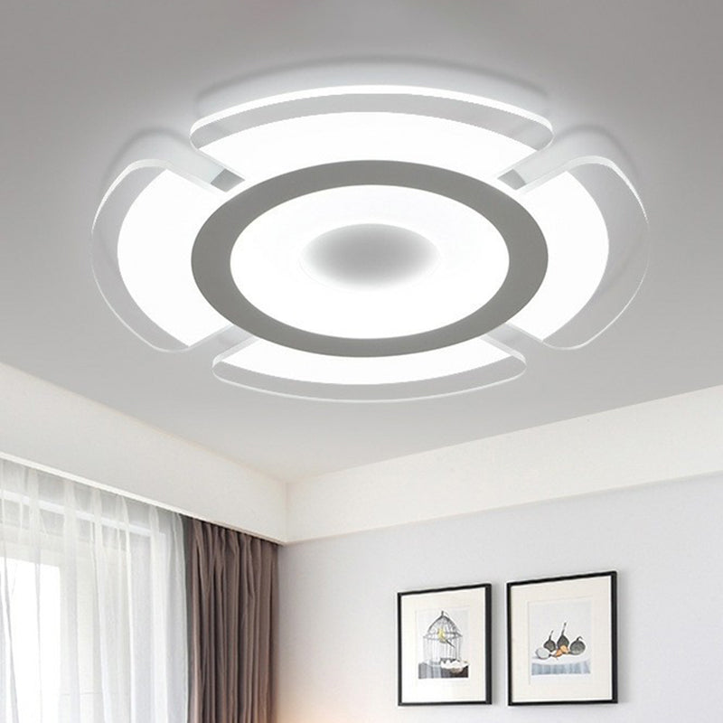 Minimalist Clear Led Flush Mount Fixture For Living Room - Metallic Circular Lighting / 16.5 White