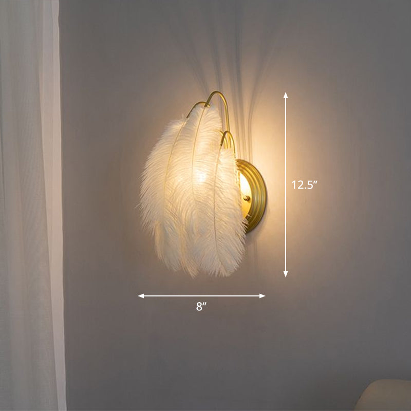 Minimalist Feather Wall Mount Light For Hallway - Small 1-Light Sconce