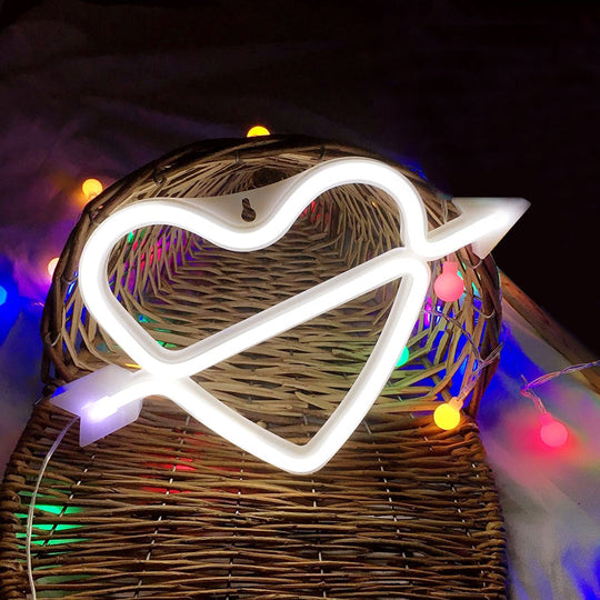 Romantic Led Night Light With White Arrow And Loving Heart Design - Perfect For Girls Room! /