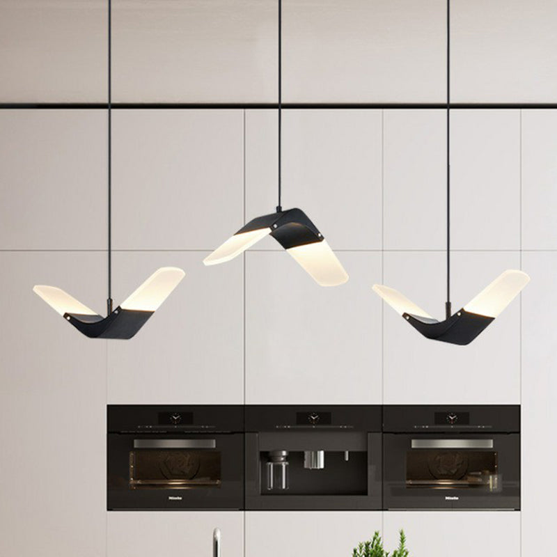 Gull-Shaped Cluster Pendant: Acrylic Decorative 3-Light Ceiling Light For Restaurants Black