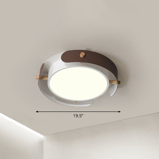 Minimalist Led Ceiling Mount Light - Round Metal Flush Fixture For Bedroom Lighting Brown / 19.5’
