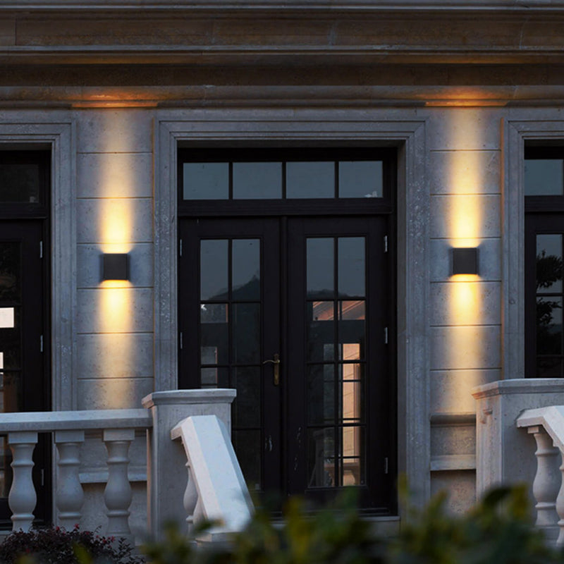 Modern Black Led Wall Light For Garden Scenery With Metal Shade