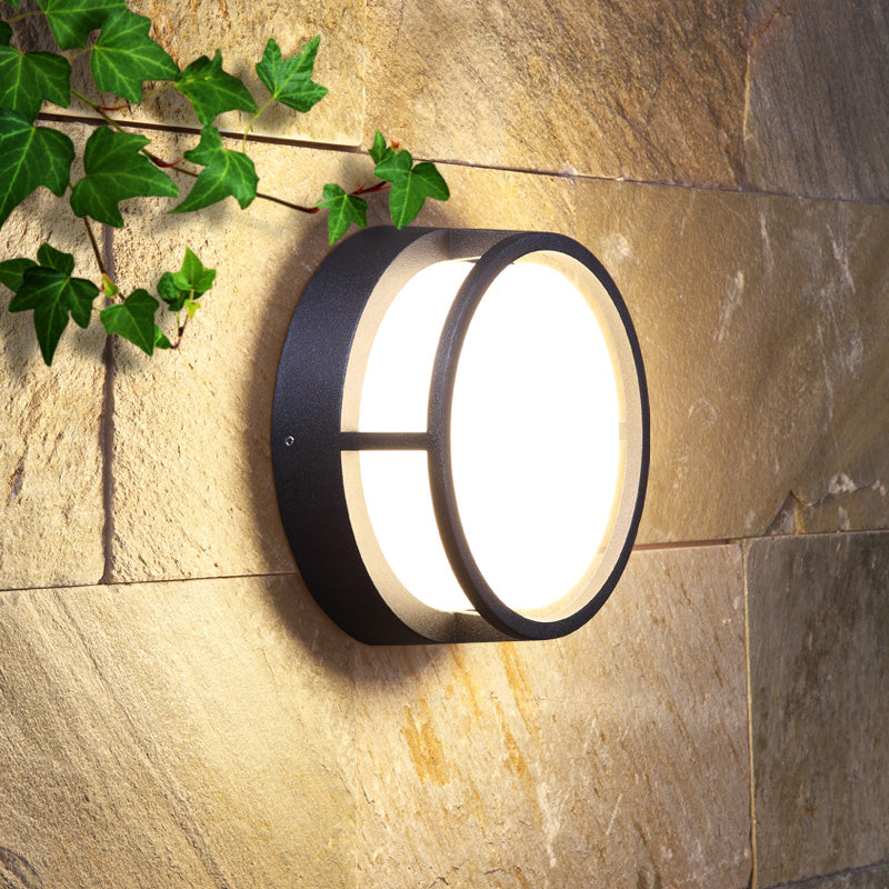 Modern Led Outdoor Wall Sconce In Black Plastic - Stylish & Durable Lighting