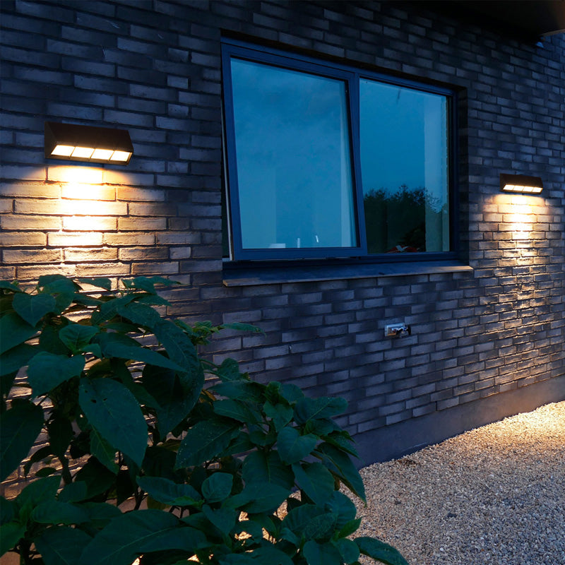 Modern Matte Black Led Outdoor Wall Sconce With Triangular Prism Design