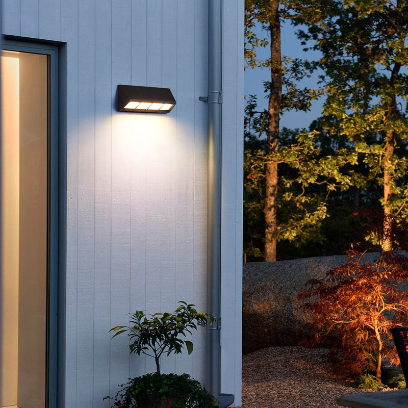 Modern Matte Black Led Outdoor Wall Sconce With Triangular Prism Design