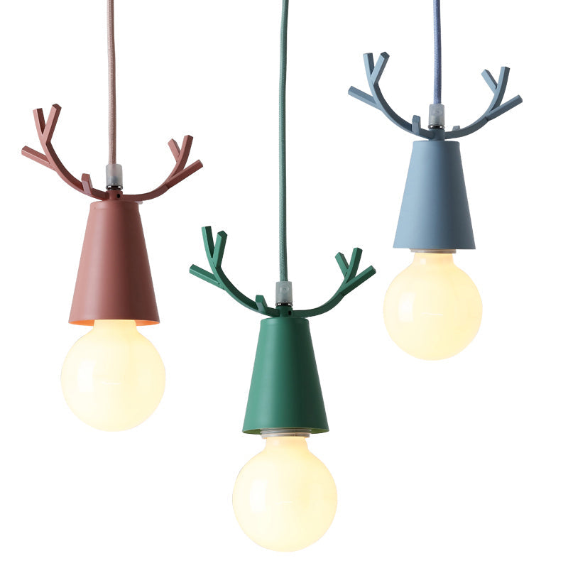 Modern Antler Metal Pendant Light With Open Bulb Design - Nordic Style