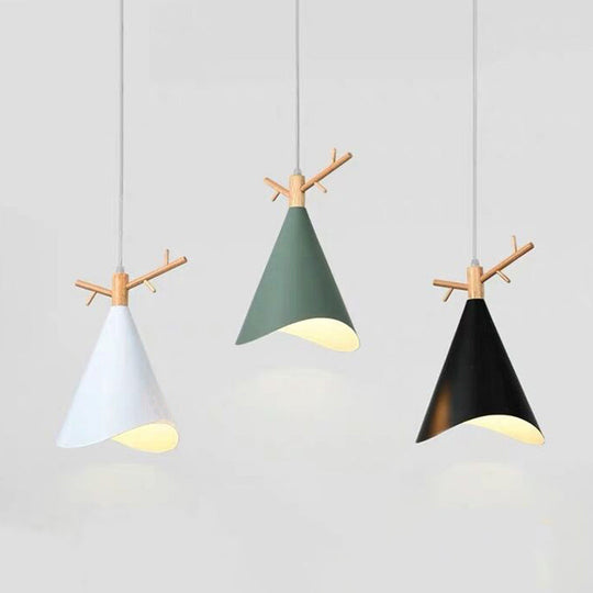 Nordic Metal Conical Multi-Ceiling Light With 3 Bulbs - White-Wood Drop Pendant Wavy Edge And Antler